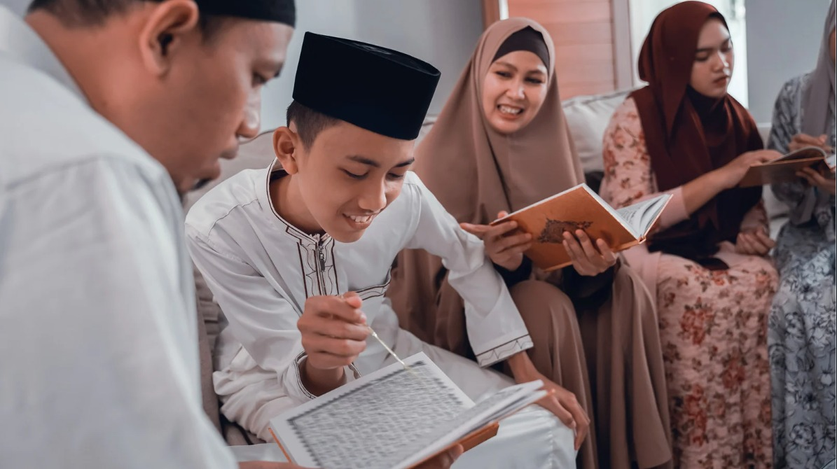 Merajut Rumah Tangga dalam Bingkai Islami